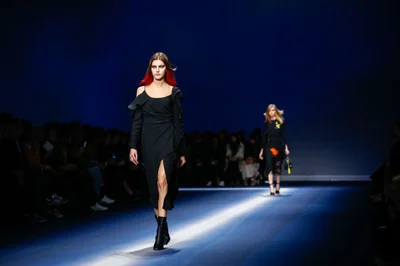 Look 24
